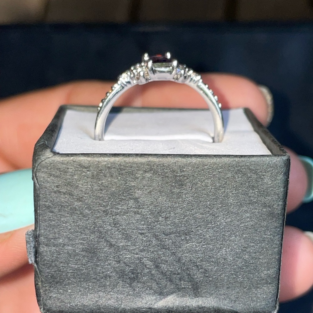 Bomb party ring